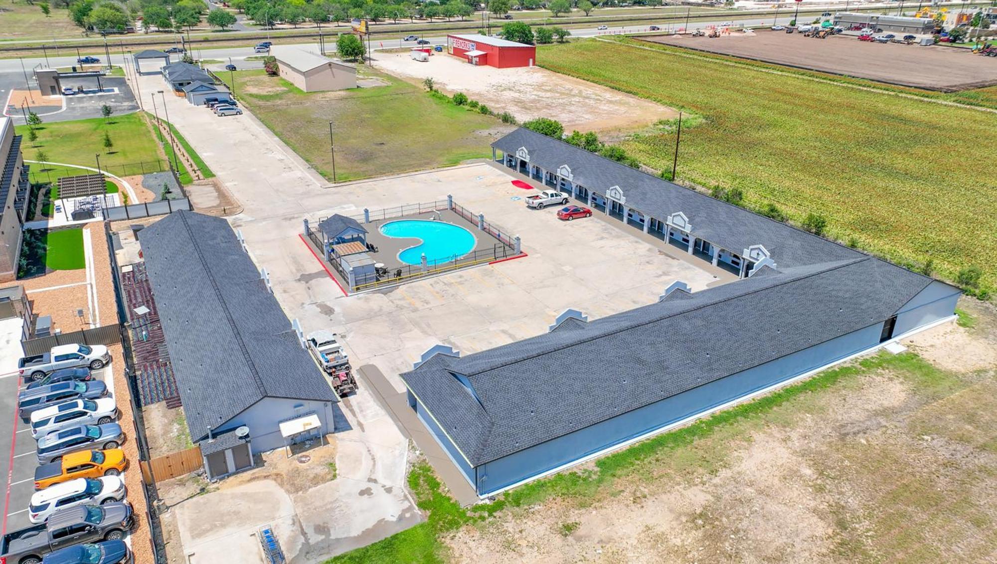 Executive Motel Hondo
